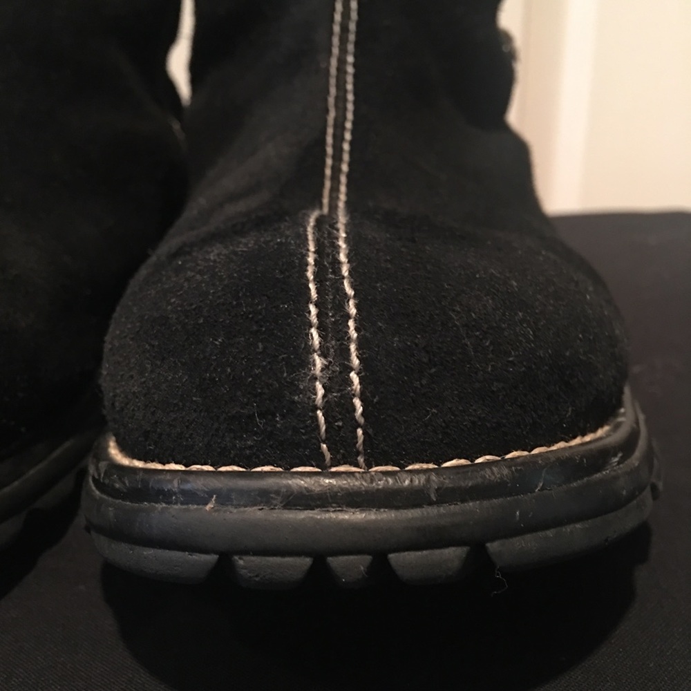 Ugg fleece lined boots. - Picture 4 of 7